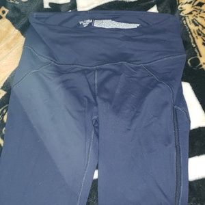 Navy blue Victoria Sport Capri leggings